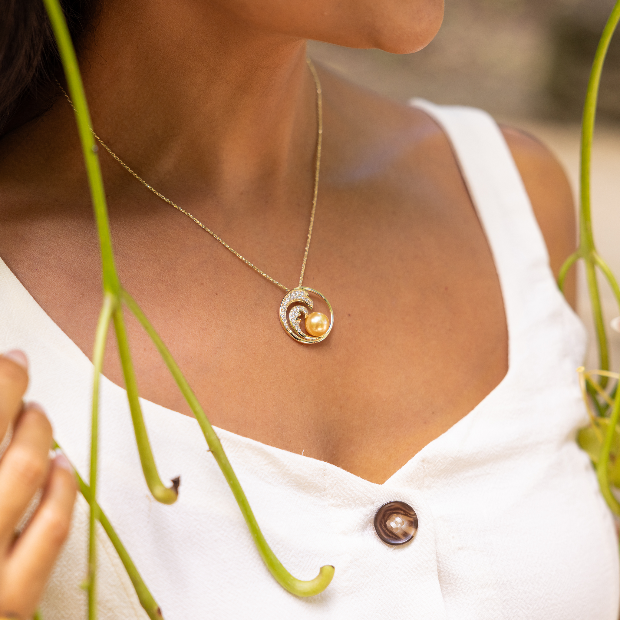 Nalu South Sea Gold Pearl Pendant in Gold with Diamonds - 24mm