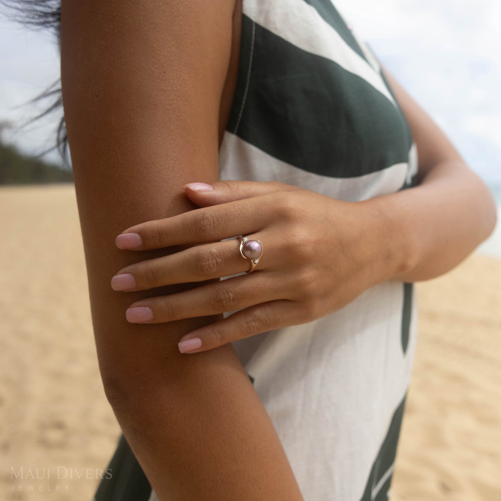 Lilac Freshwater Pearl Ring in Rose Gold with Diamonds - 10-11mm