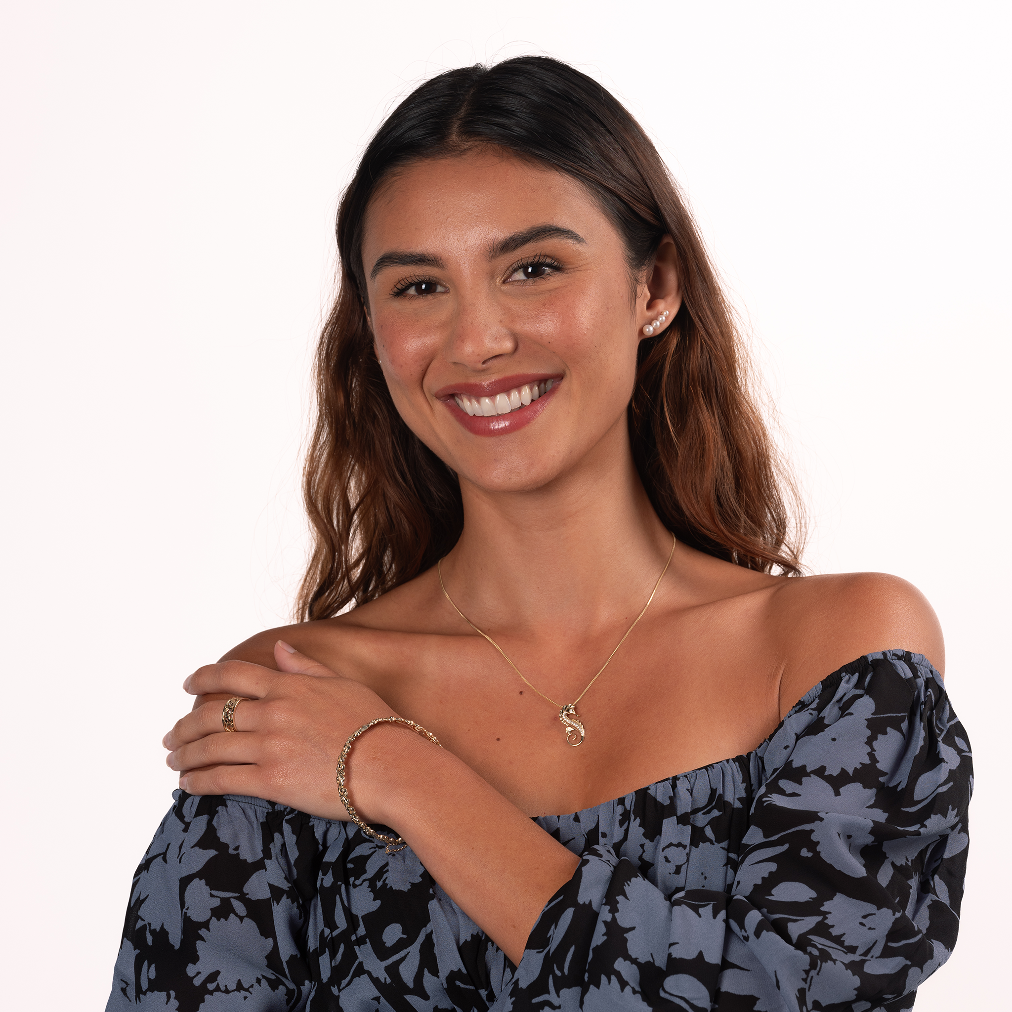 Akoya & Freshwater White Pearl Earrings in Gold - 3.5-6mm