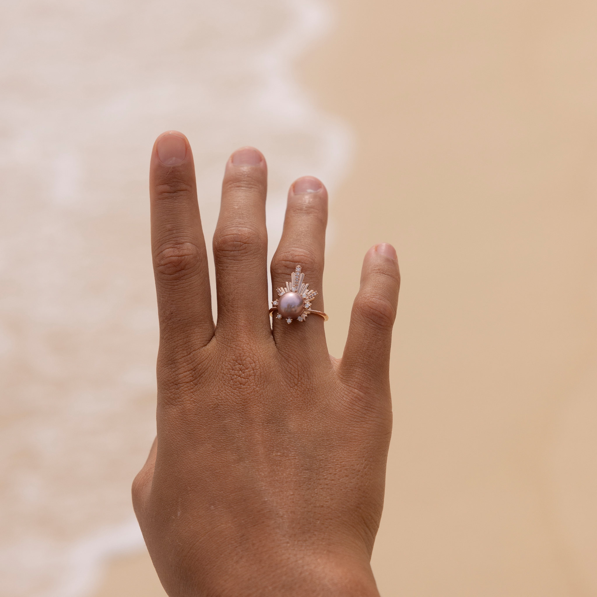 E Hoʻāla Lavender Freshwater Pearl Ring in Rose Gold with Diamonds - 21mm