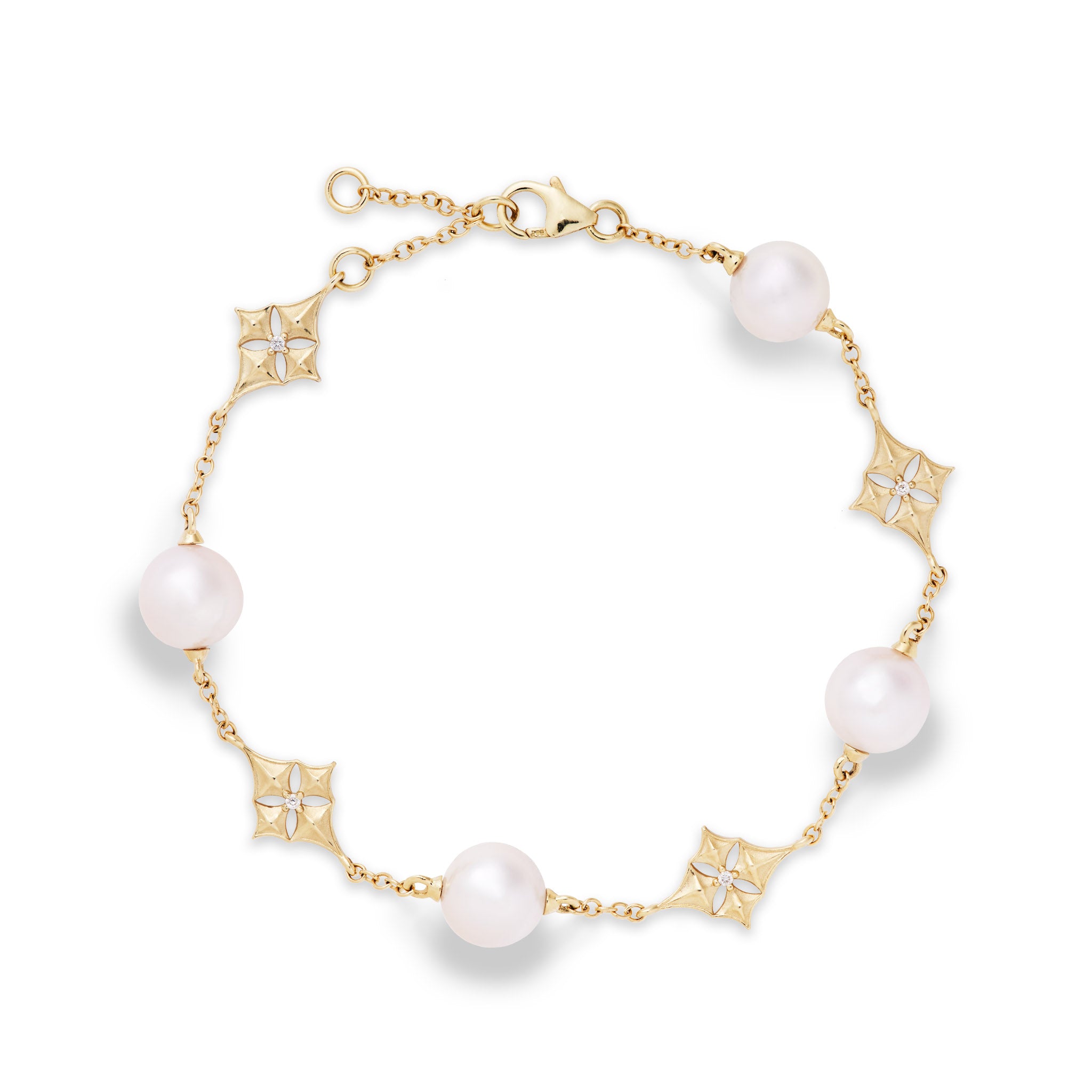 7-8" Hawaiian Quilted Star Akoya White Pearl Bracelet in Gold with Diamonds - 8mm