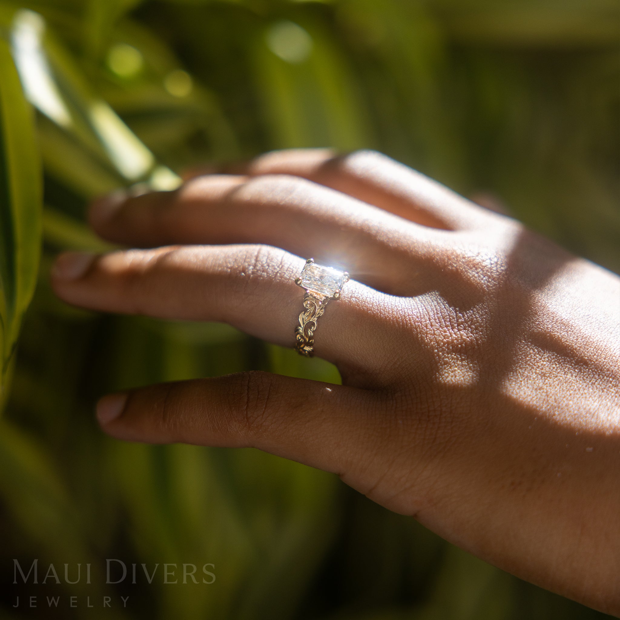 Living Heirloom Solitaire Lab Grown Diamond Engagement Ring in Gold