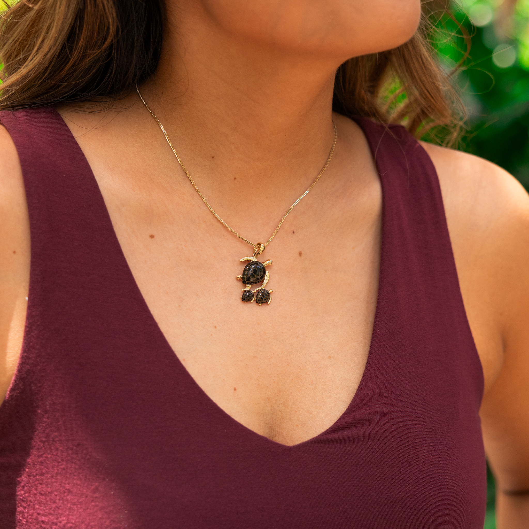 Honu Black Coral Pendant in Gold - 29mm