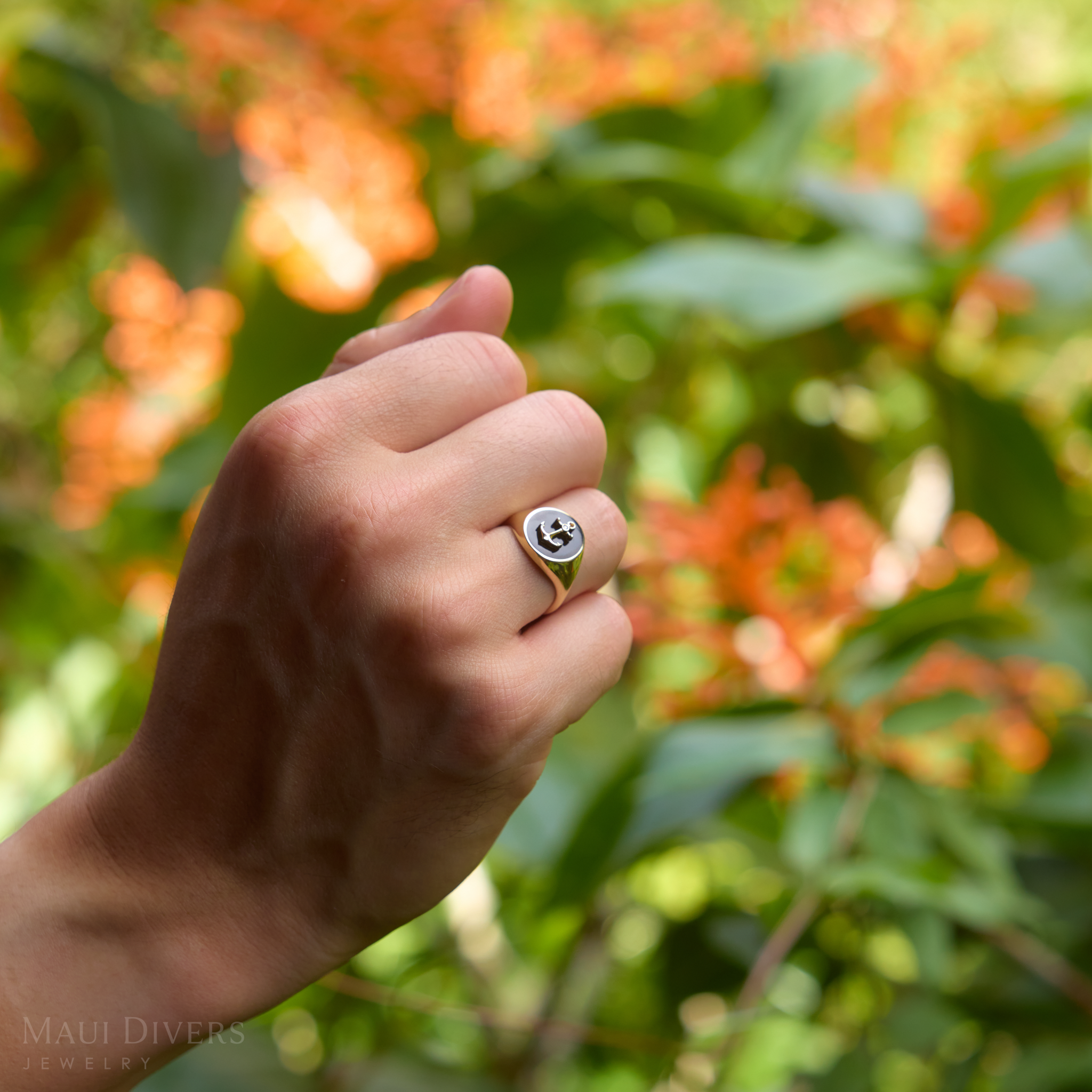 Sealife Anchor Black Coral Signet Ring in Gold with Diamond - 14mm