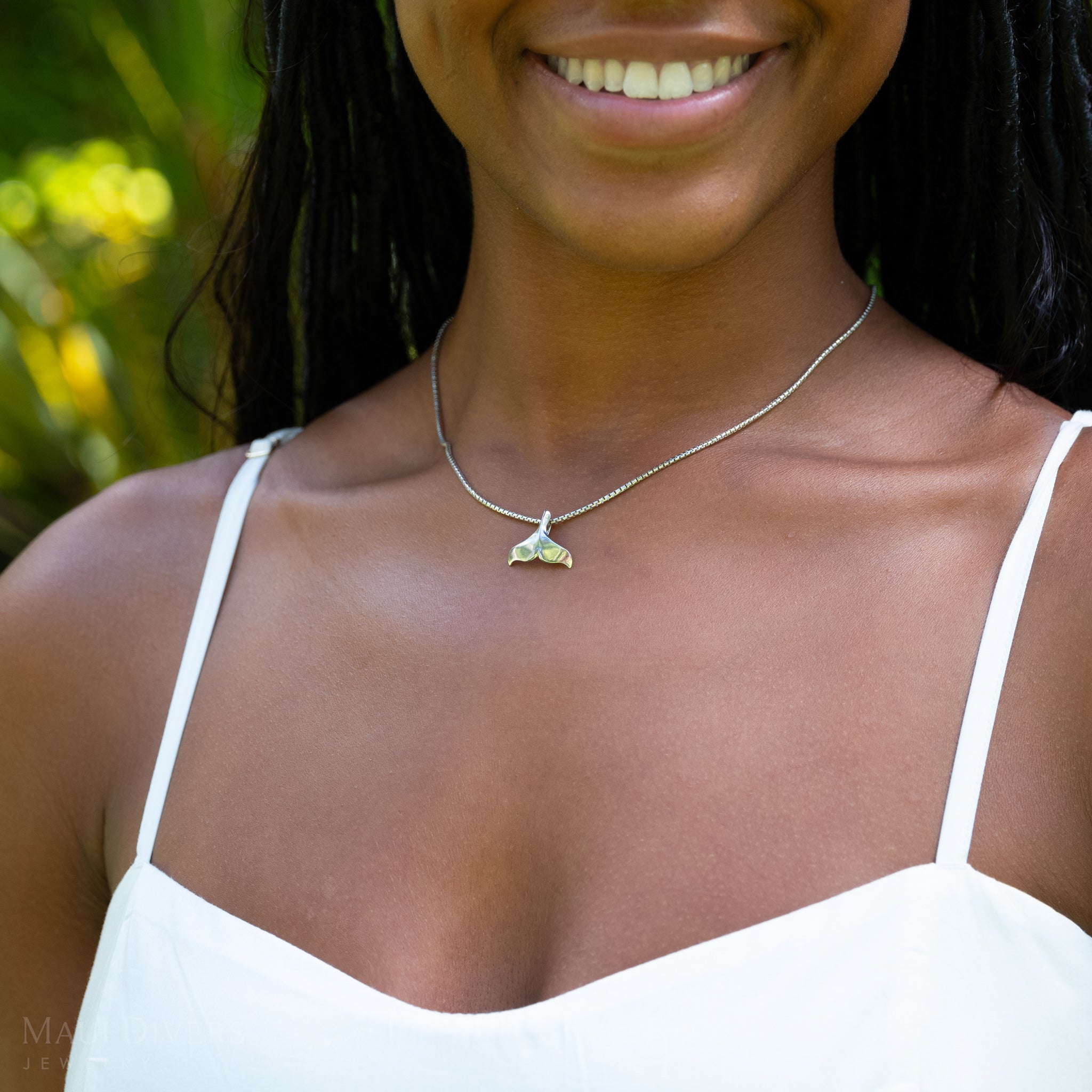Whale Tail Pendant in Sterling Silver - 16mm