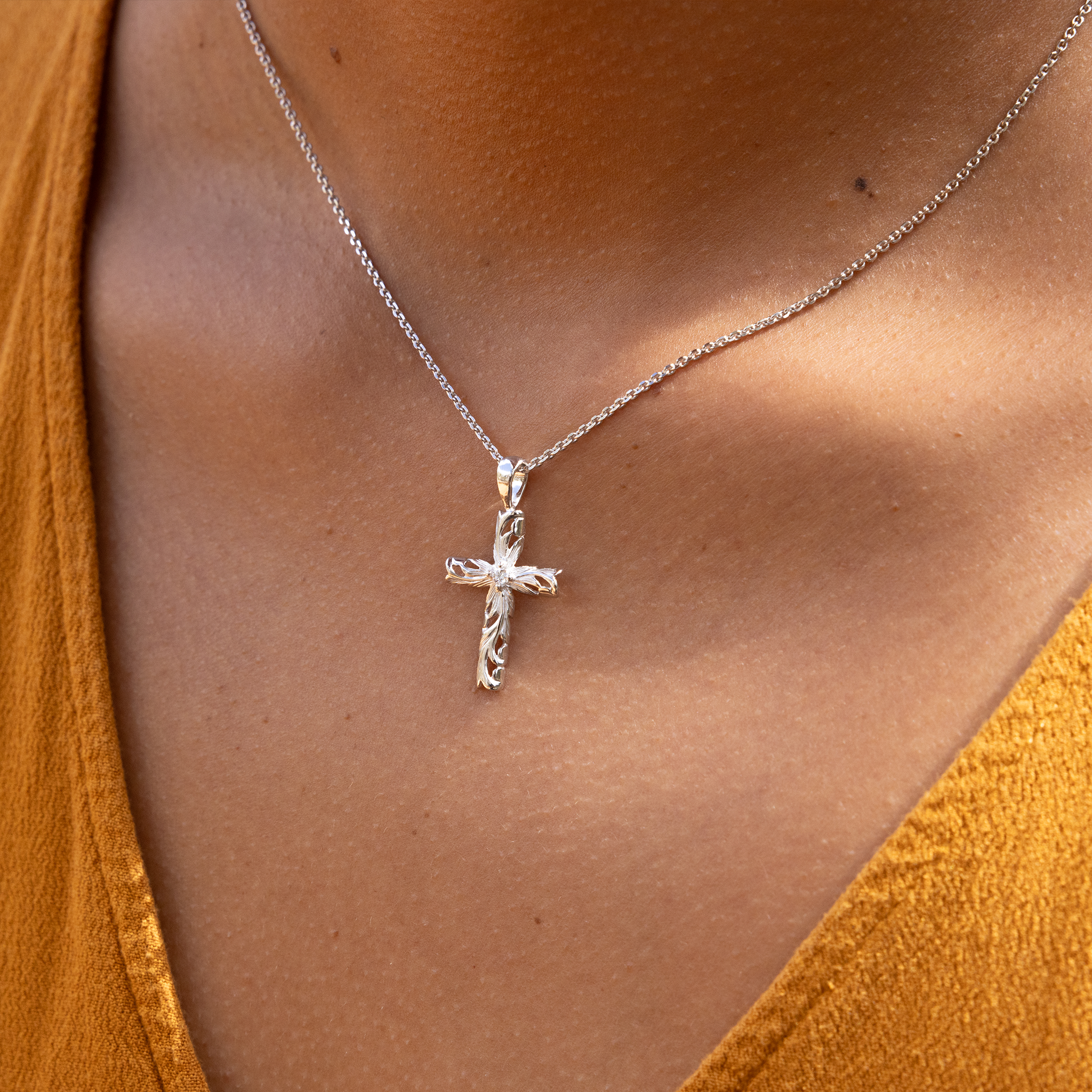 Hawaiian Heirloom Old English Scroll Cross Pendant in White Gold with Diamond - 23mm