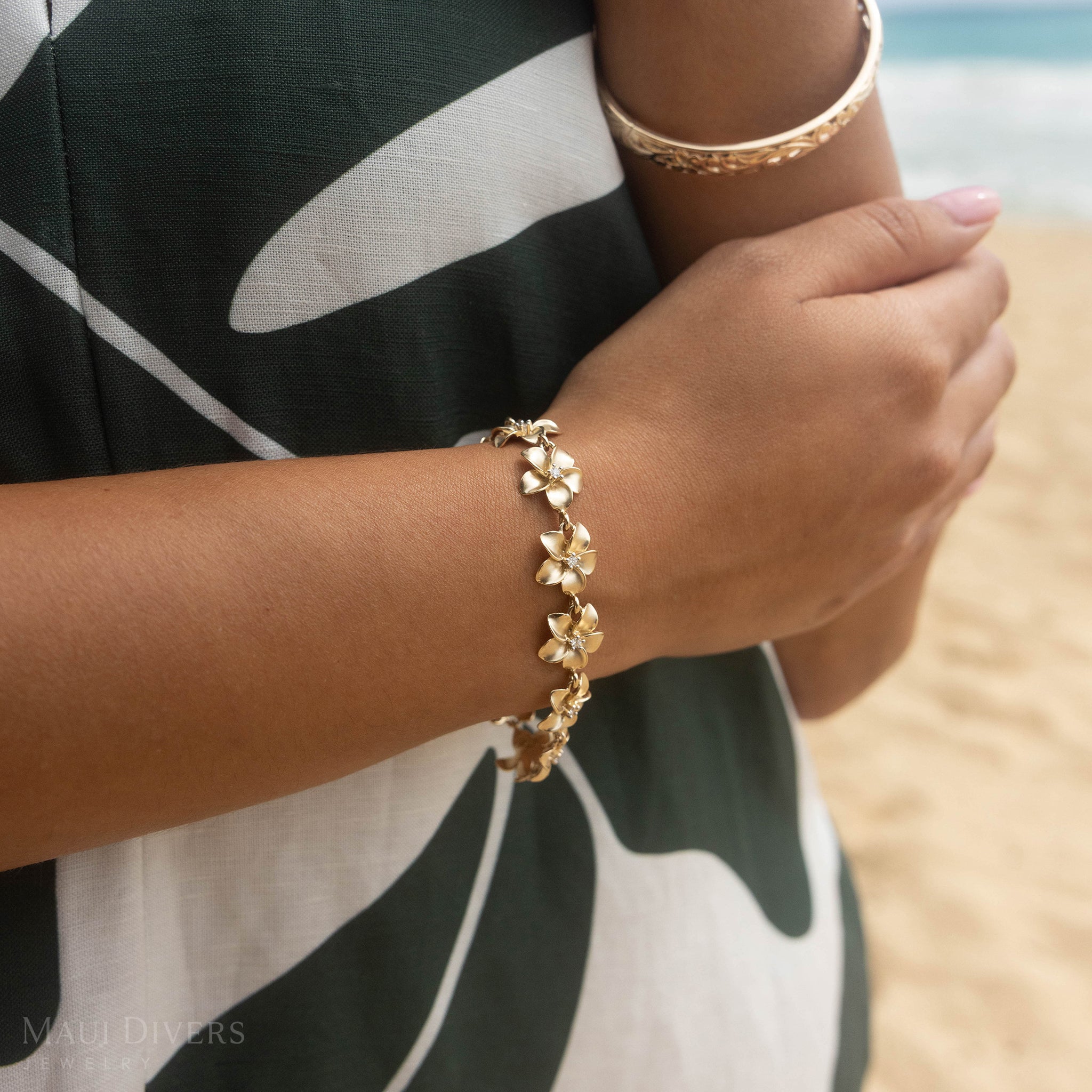 Plumeria Bracelet in Gold with Diamonds - 13mm - Size 7.25"