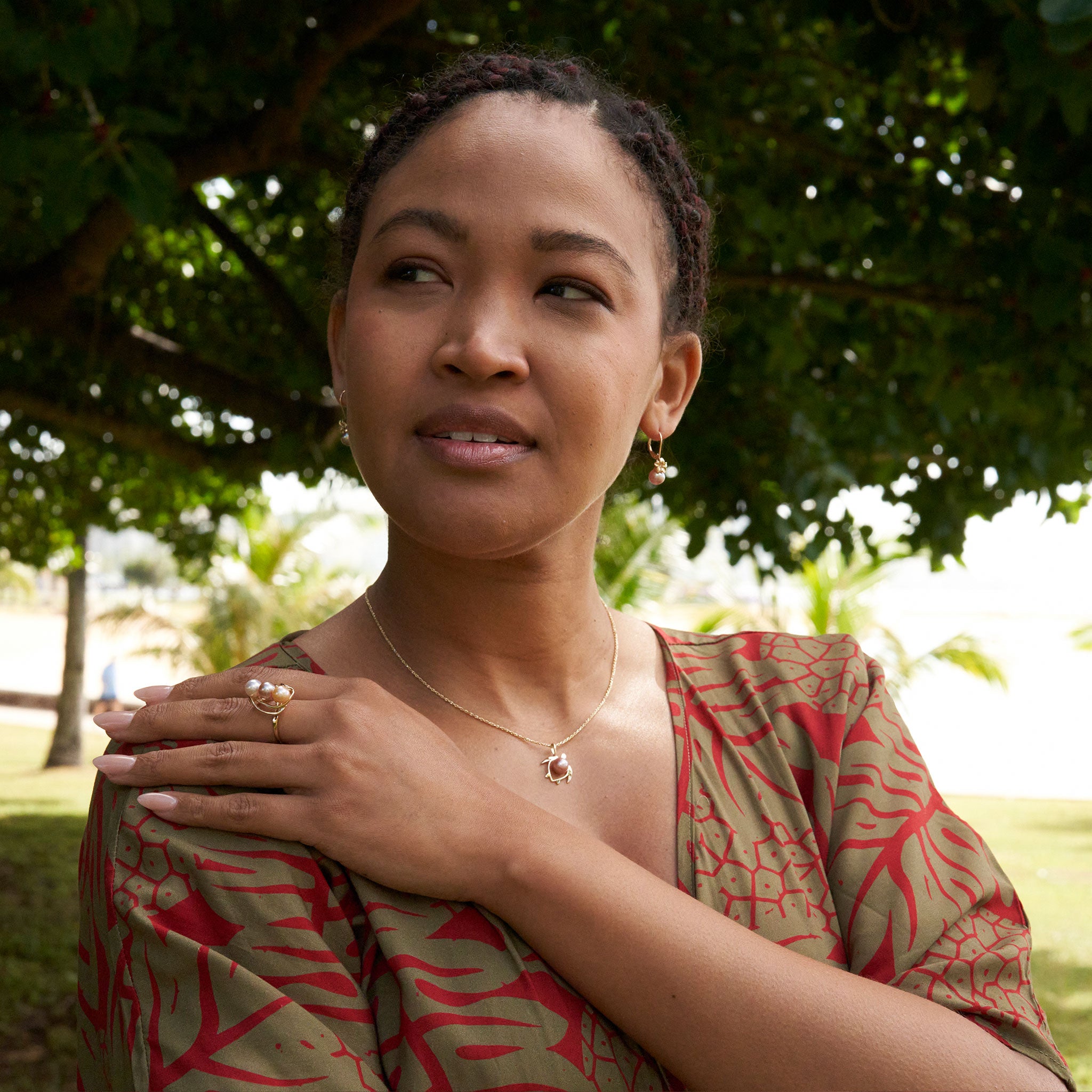 Pick A Pearl Waterfall Ring in Gold