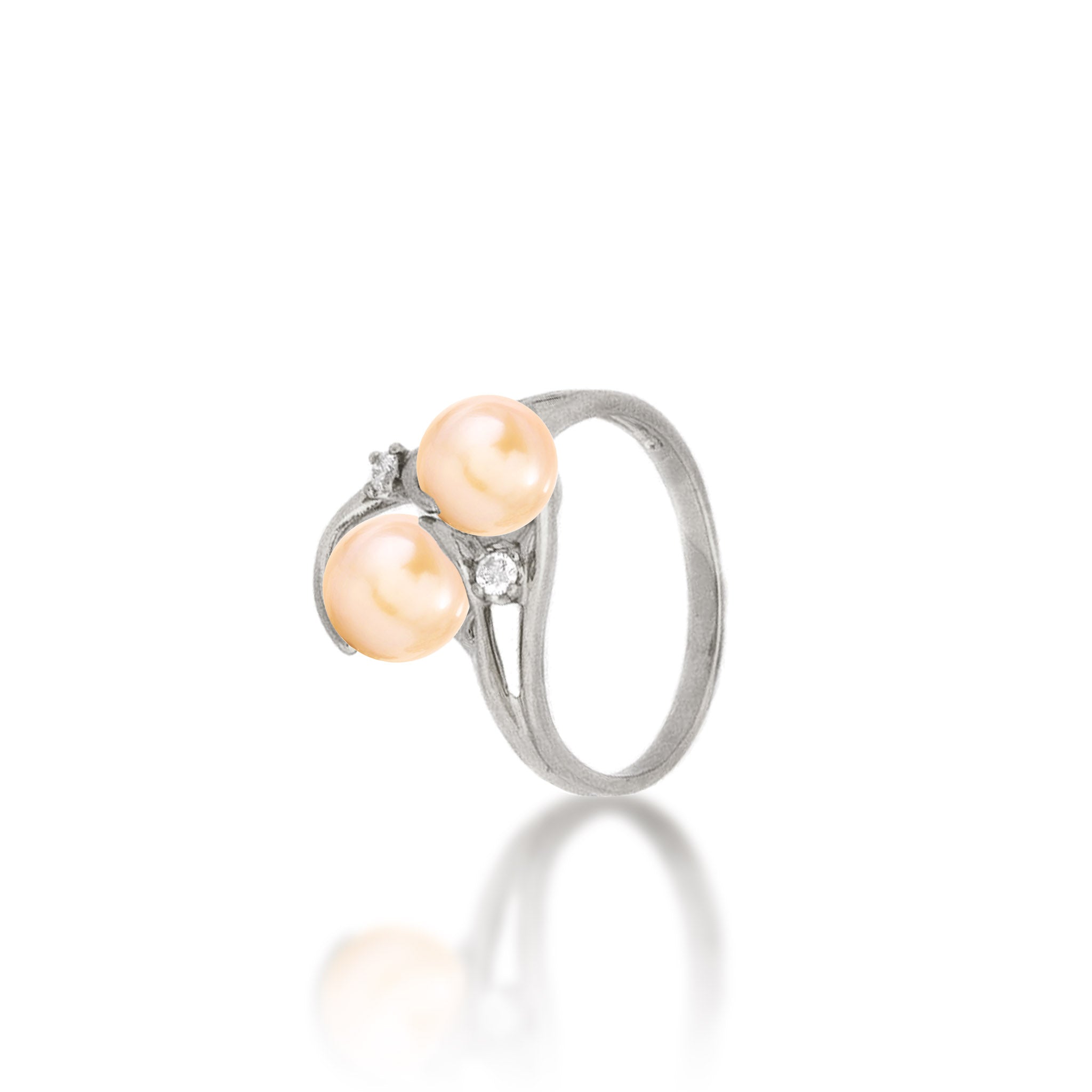 Pick A Pearl Ring in White Gold with Diamonds