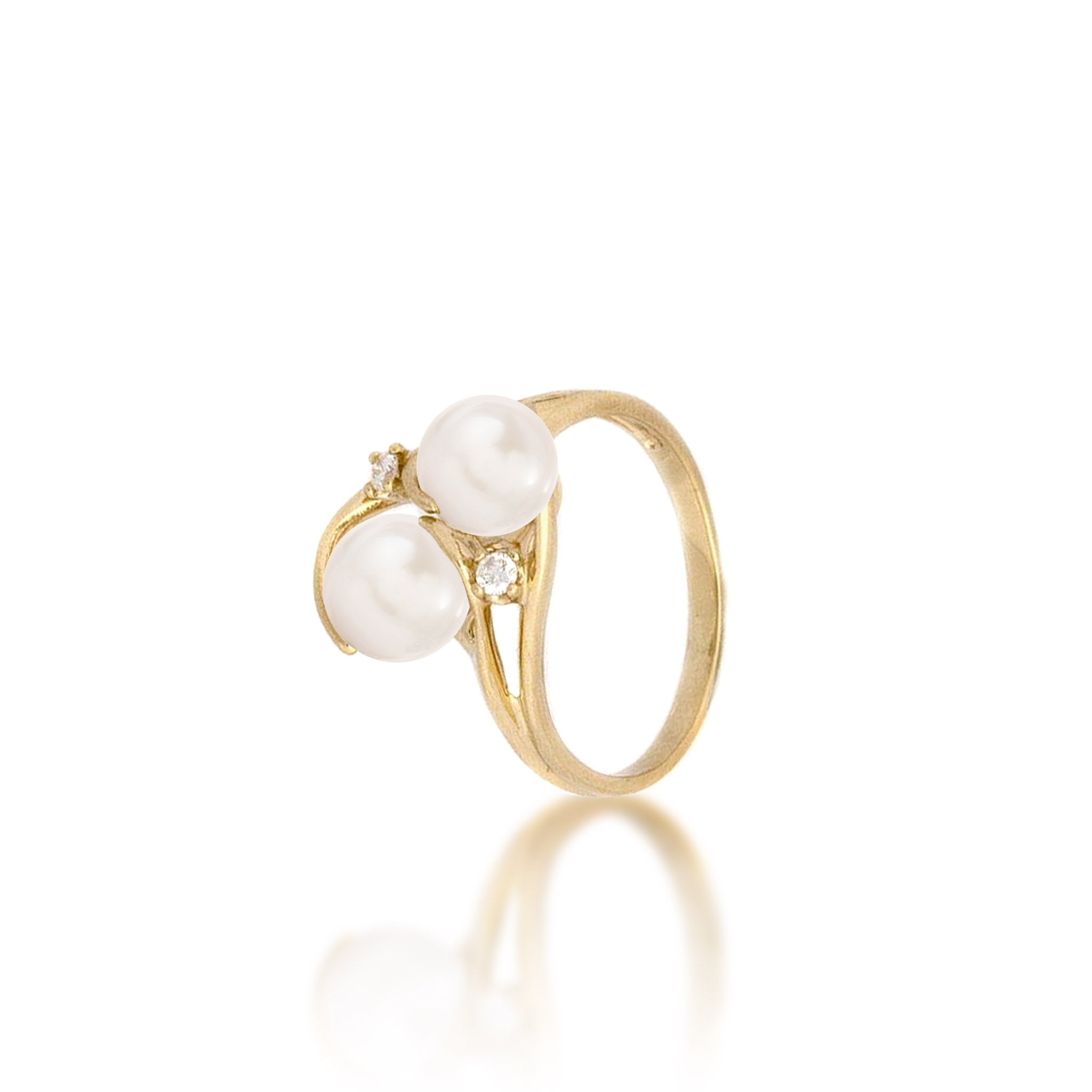 Pick A Pearl Ring in Gold with Diamonds