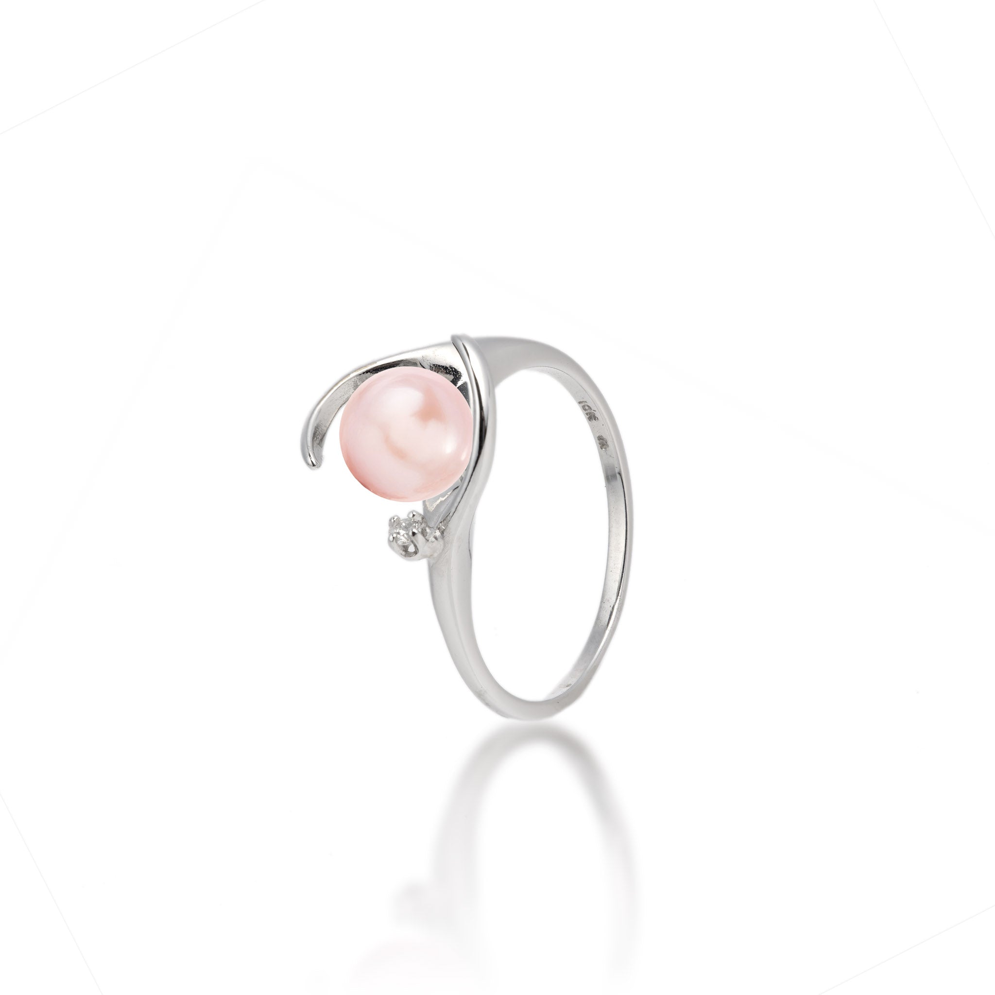 Pick A Pearl Ring in White Gold with Diamond