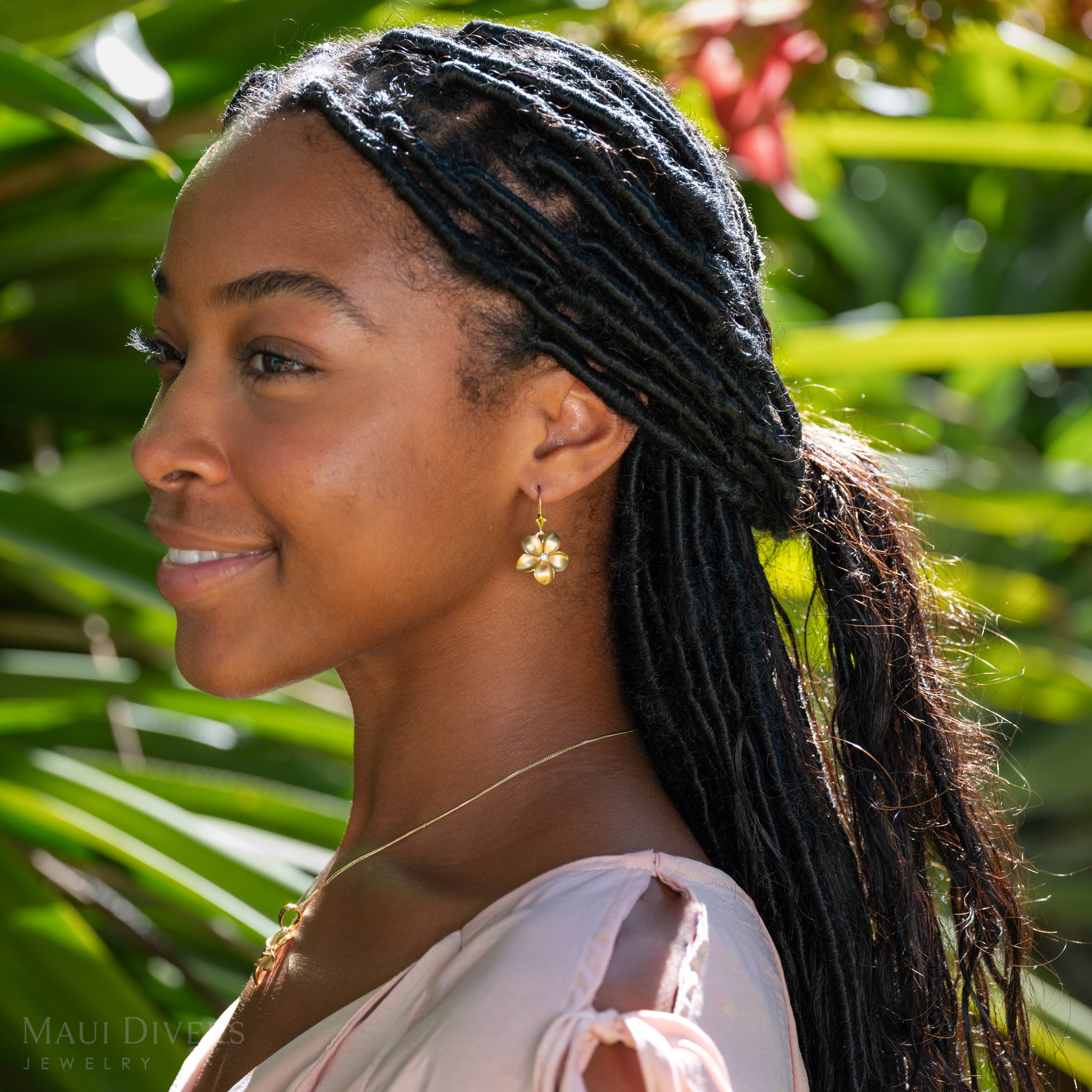 Plumeria Earrings in Gold - 18mm