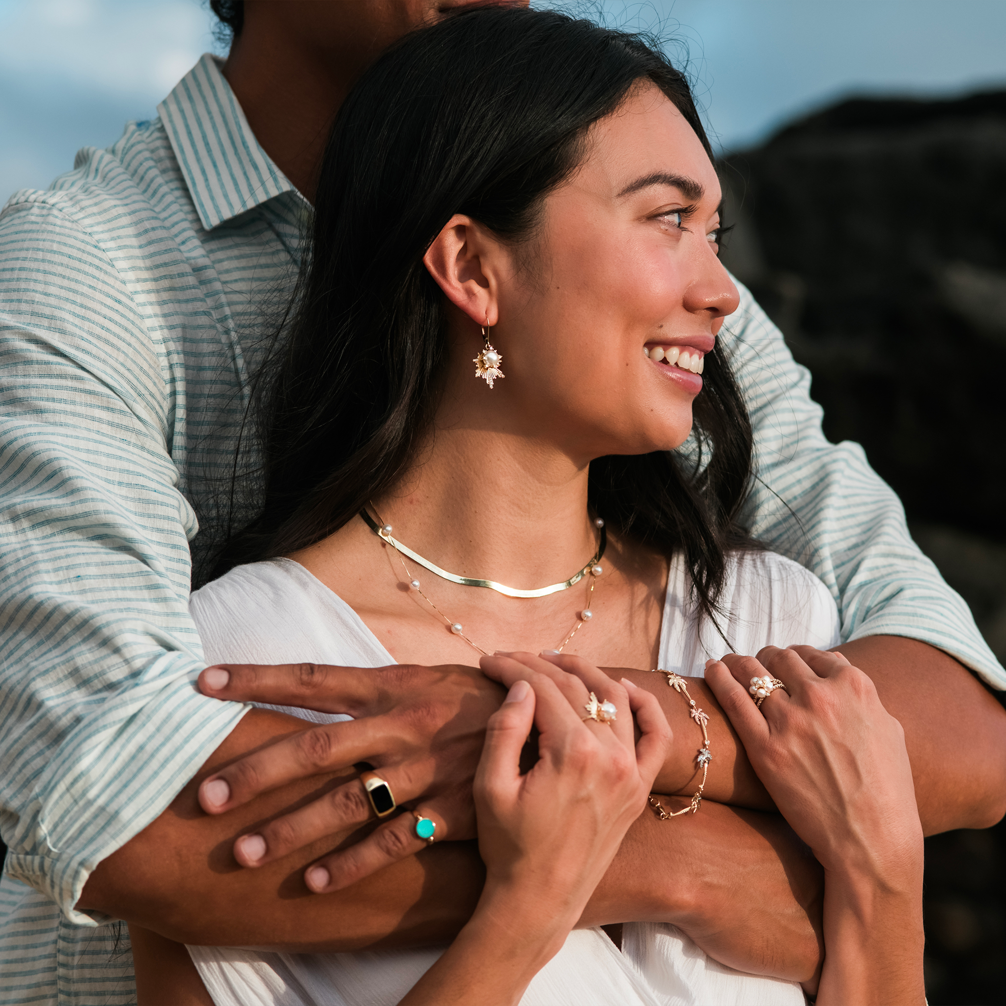 E Hoʻāla Akoya White Pearl Earrings in Gold with Diamonds - 21mm