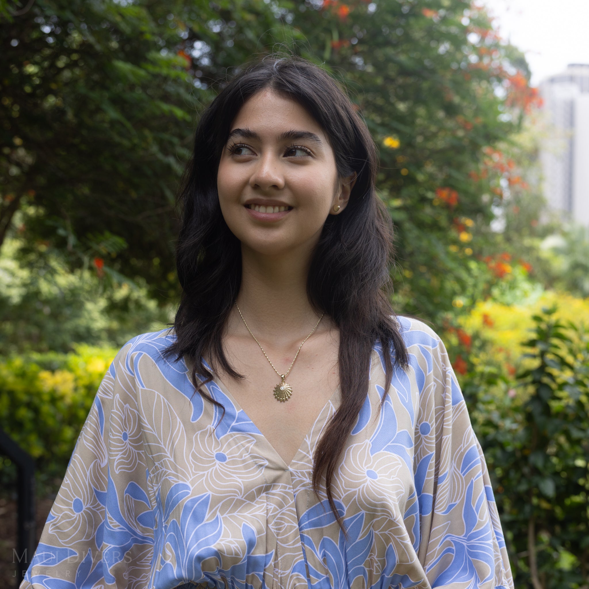 ʻOpihi Pendant in Gold with Lab Grown Diamond - 25mm