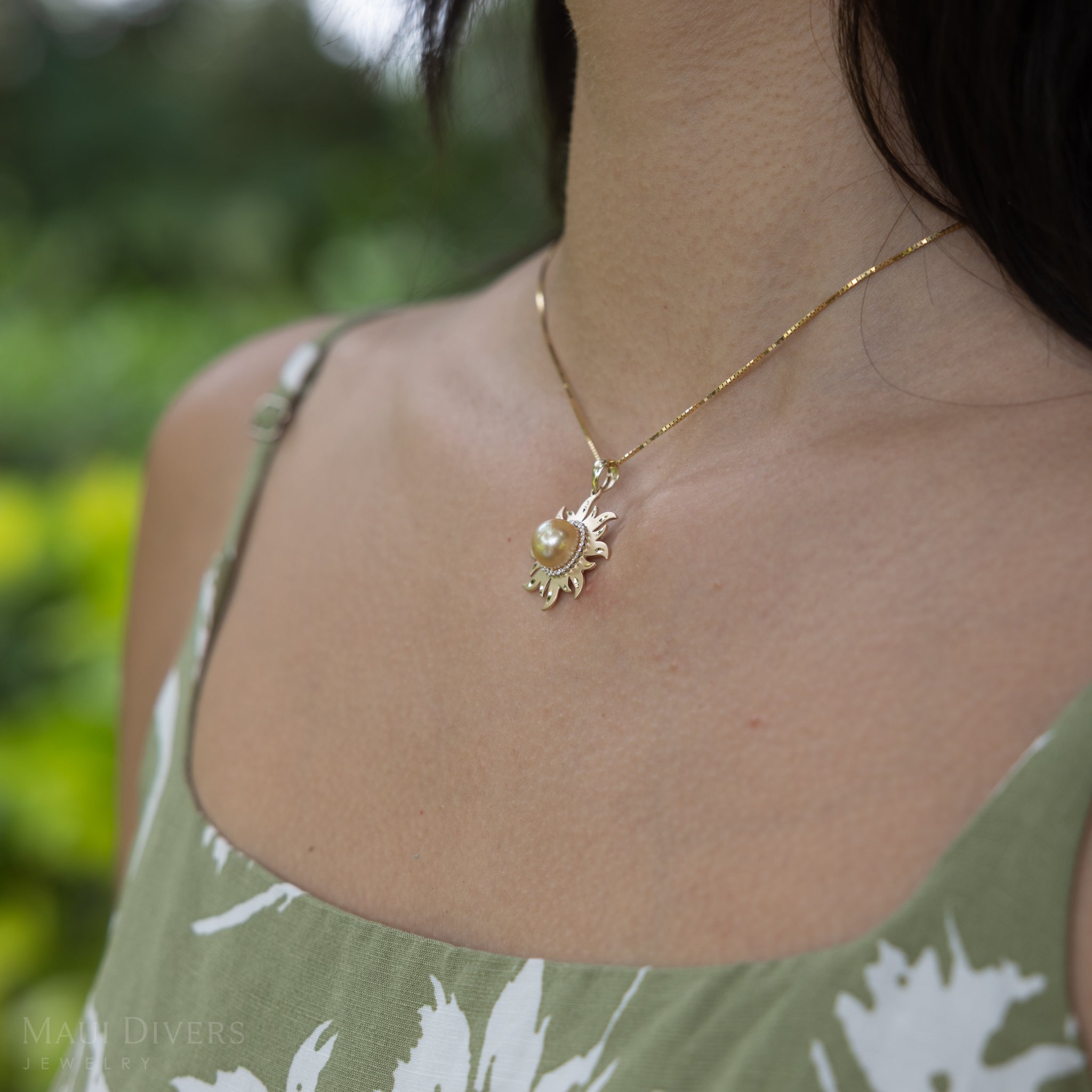 South Sea Gold Pearl Sun Pendant in Gold with Diamonds