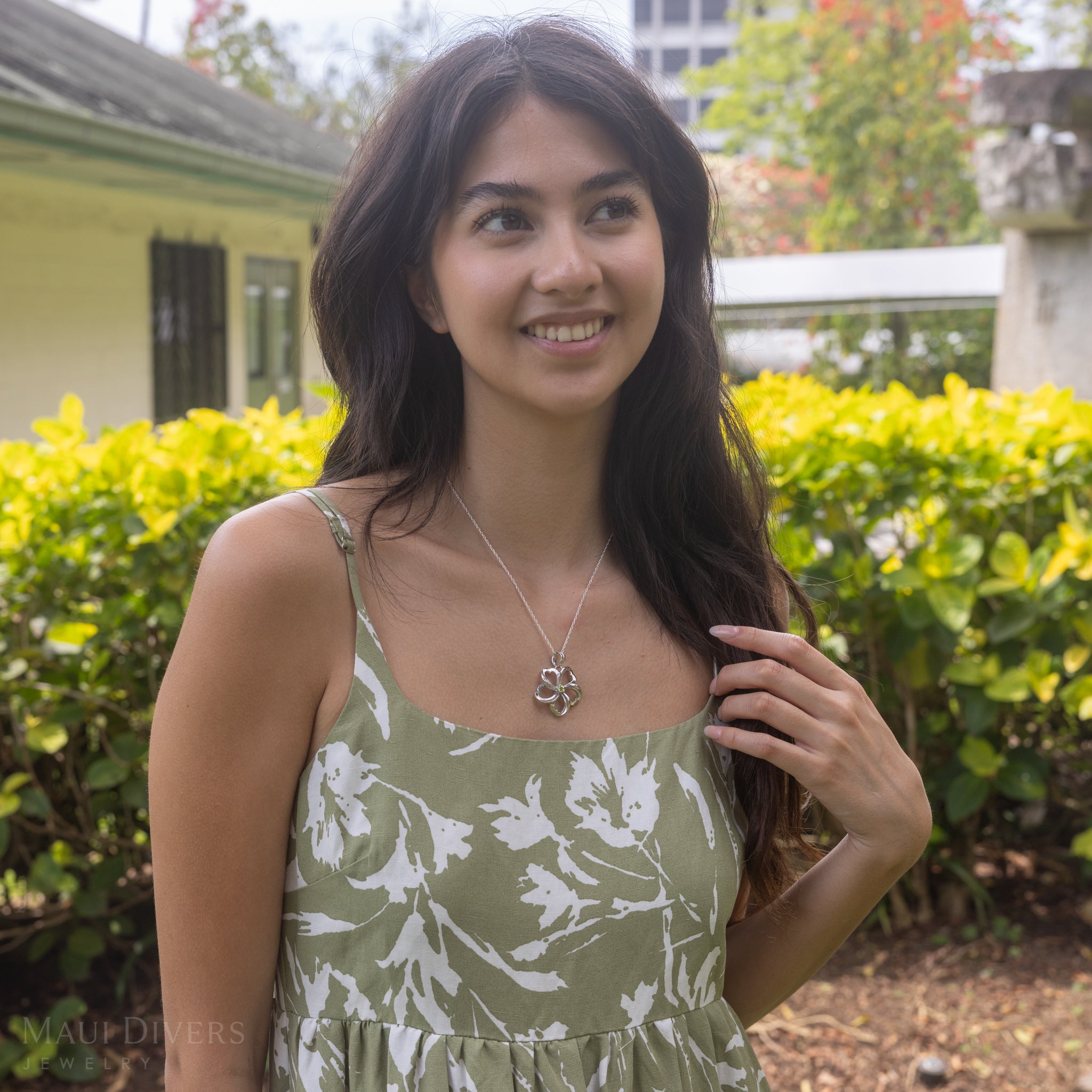 18" Plumeria Peridot Necklace in Sterling Silver - 30mm