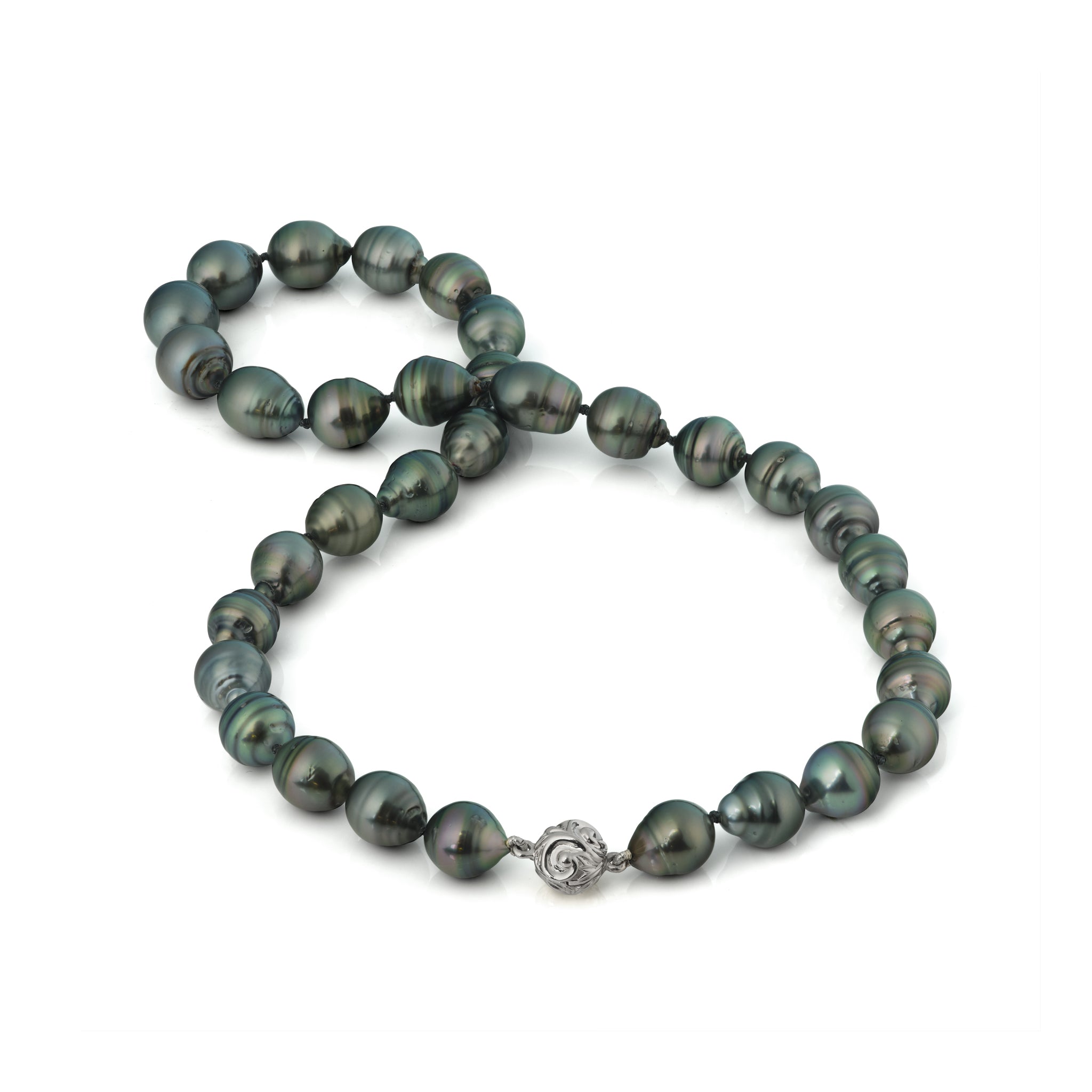 18-19" Tahitian Black Pearl Strand with White Gold Magnetic Clasp - 10-12mm