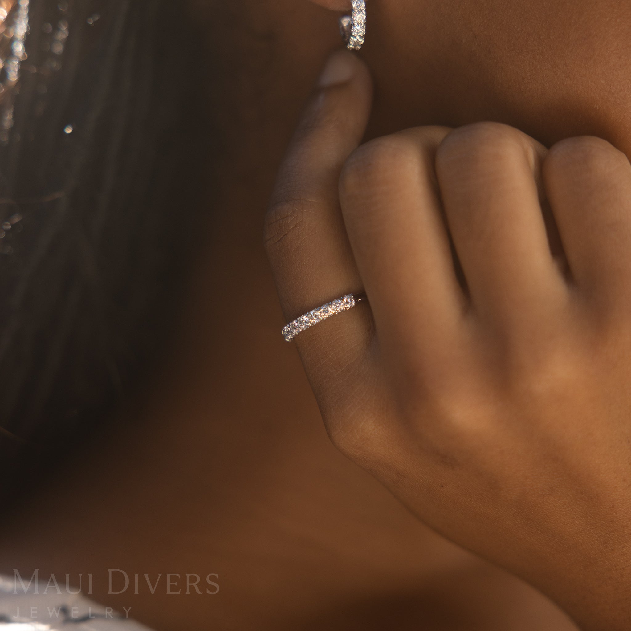 Hidden Hawaiʻi Maile Anniversary Ring in White Gold with  Lab Grown Diamonds - 3mm