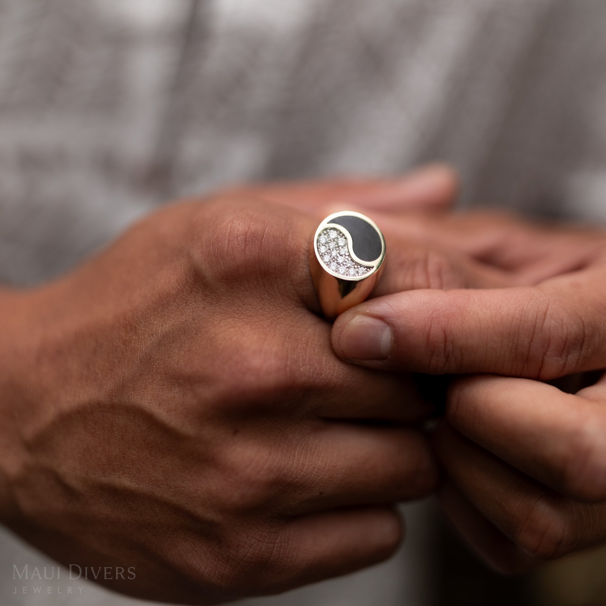 Yin Yang Black Coral Ring in Gold with Diamonds - 17.5mm