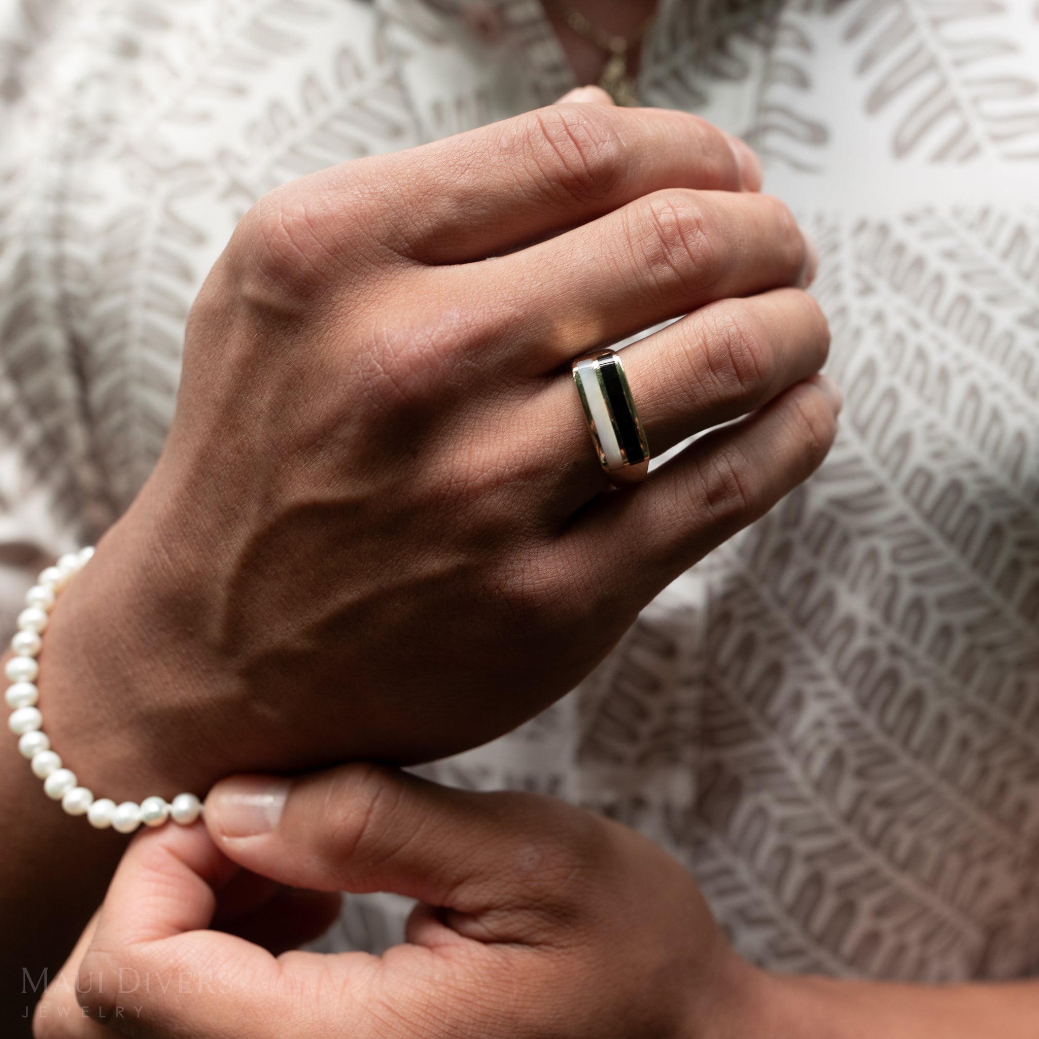 Black Coral Ring in Gold with Mother of Pearl