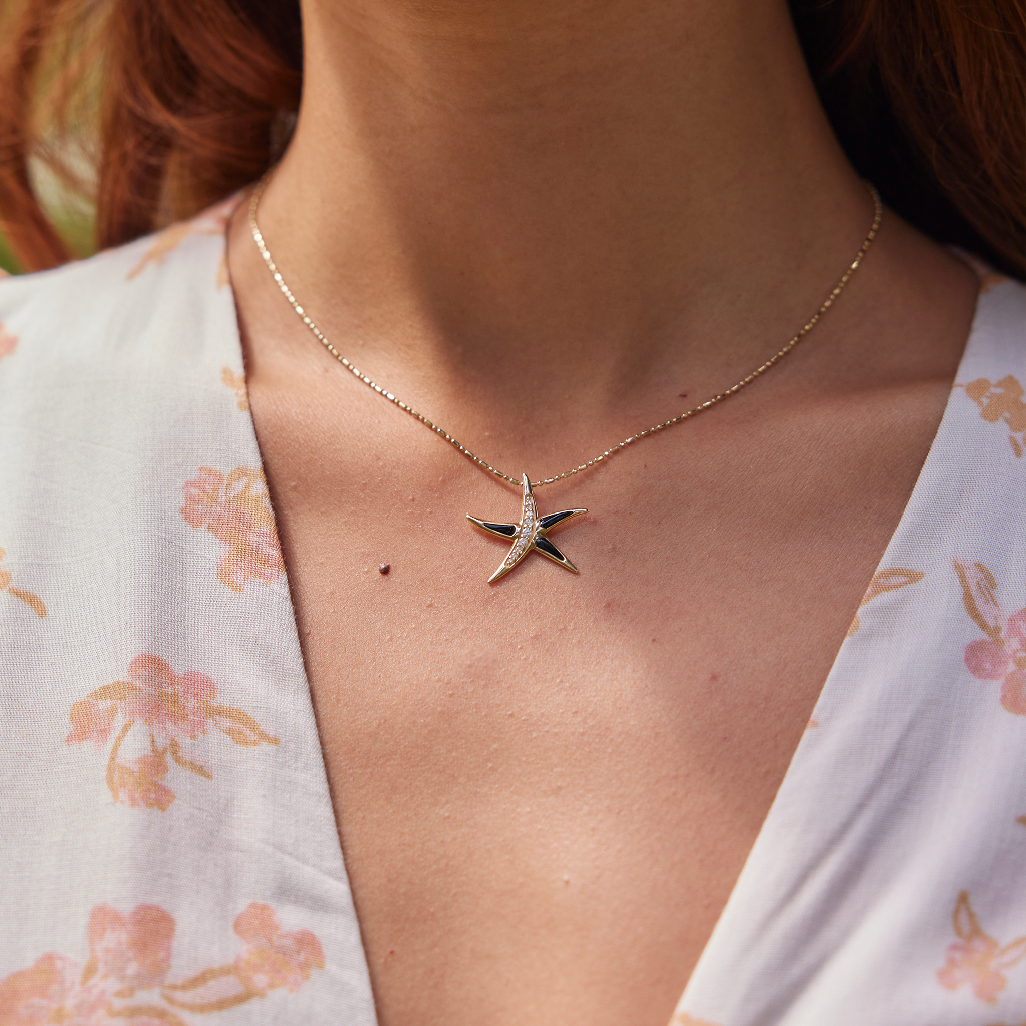 Sealife Starfish Black Coral Pendant in Gold with Diamonds - 23mm