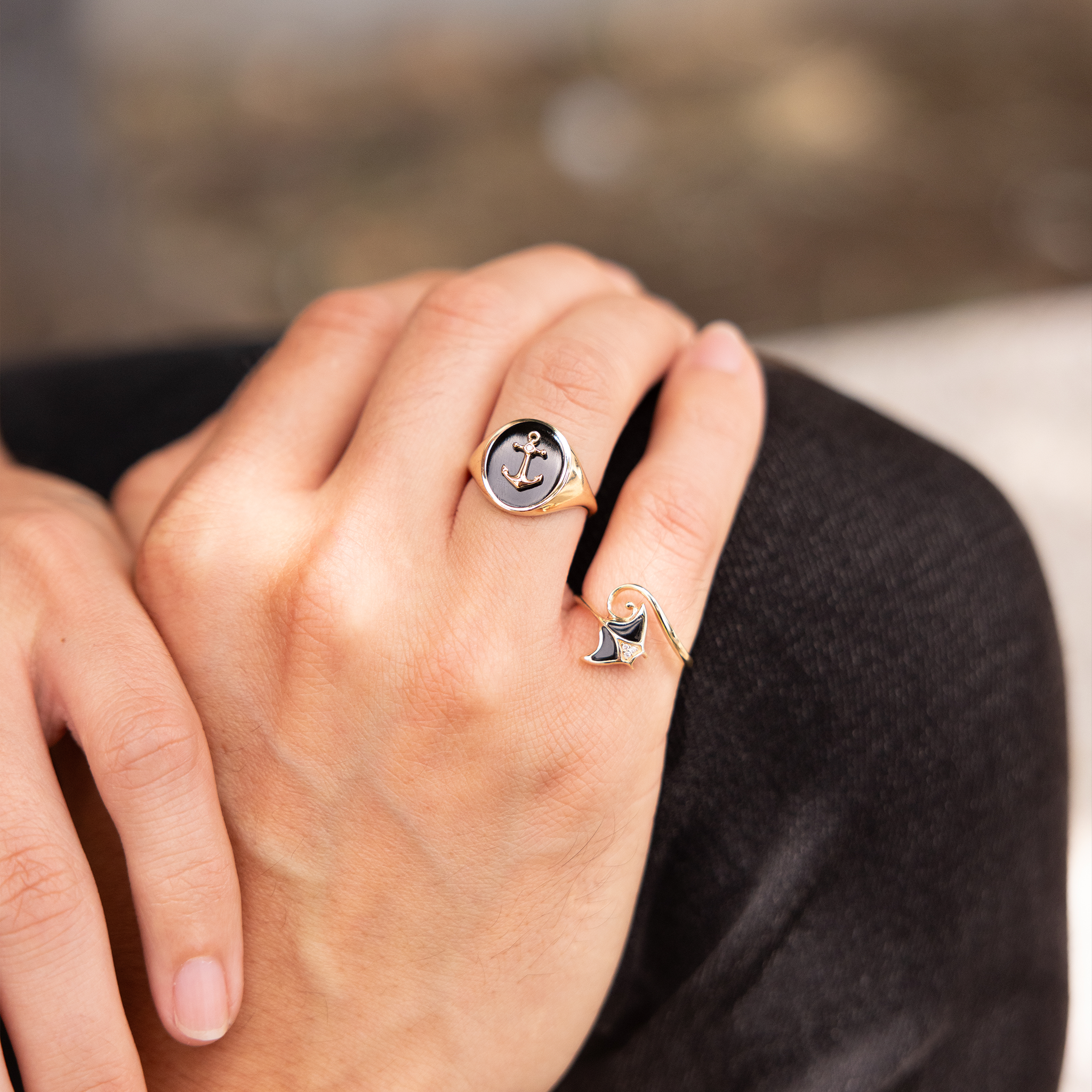 Sealife Anchor Black Coral Signet Ring in Gold with Diamond - 14mm