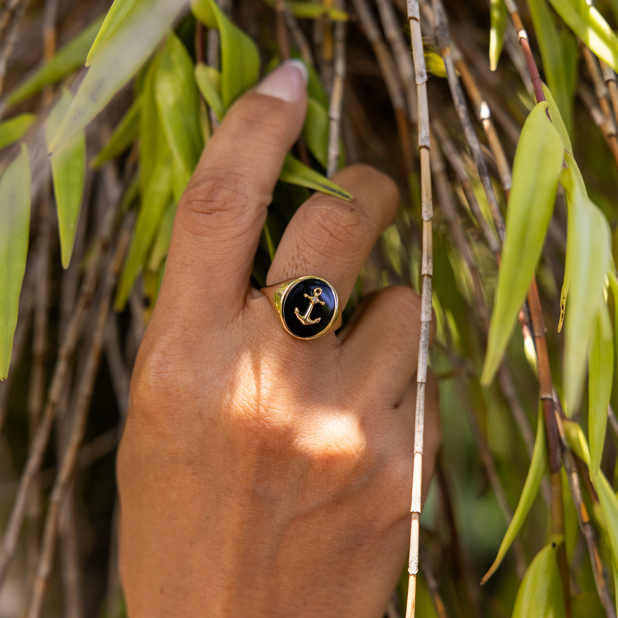 Sealife Anchor Black Coral Signet Ring in Gold with Diamond - 14mm