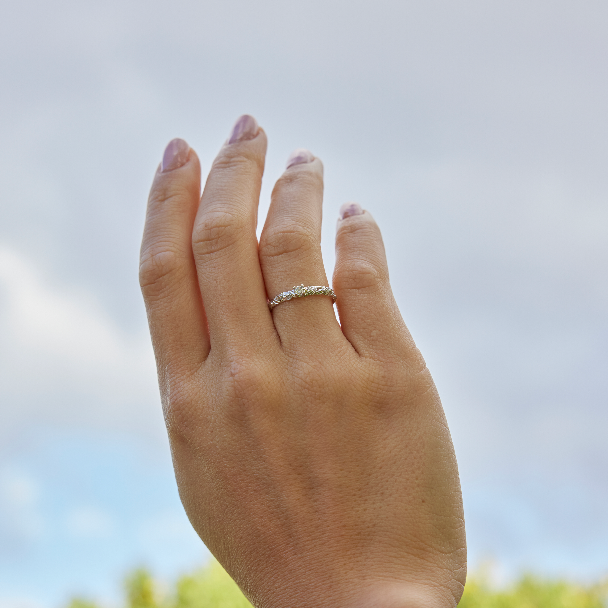 Living Heirloom Ring in White Gold with Diamonds - 3mm