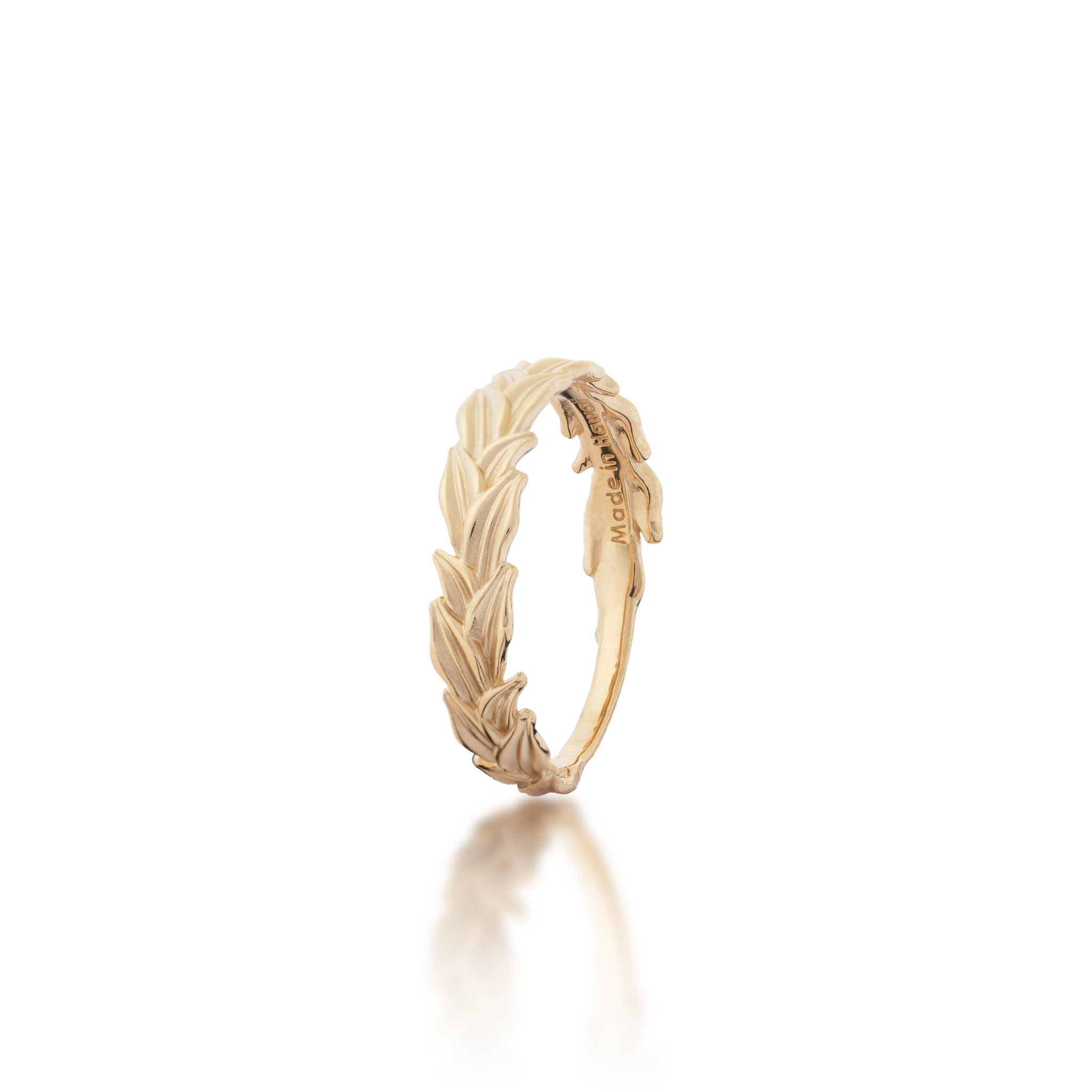 Maile Ring in Gold - 4.5mm