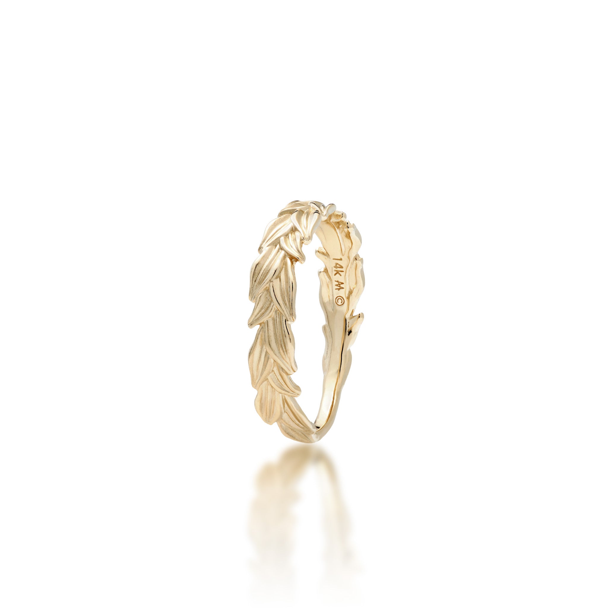4.5mm Maile Ring in 14k Yellow Gold on a white background