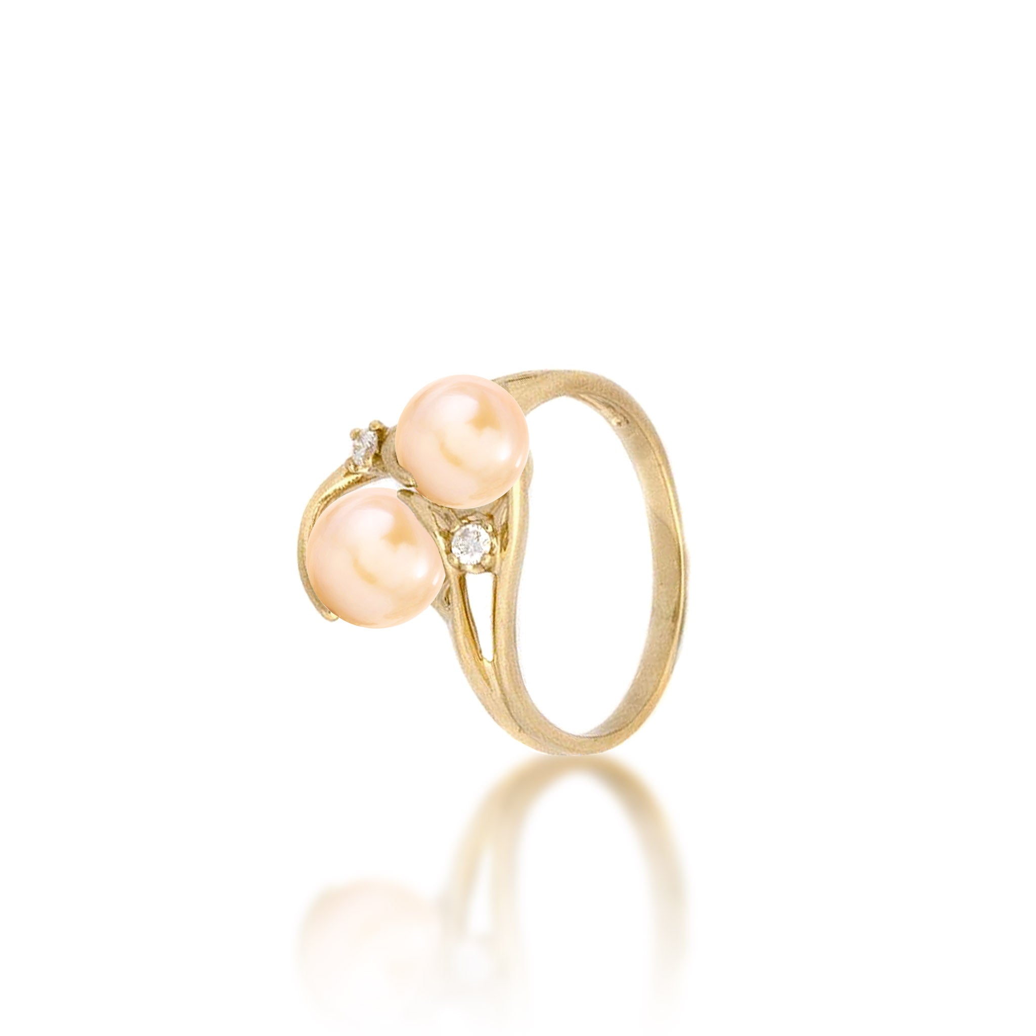 Pick A Pearl Ring in Gold with Diamonds
