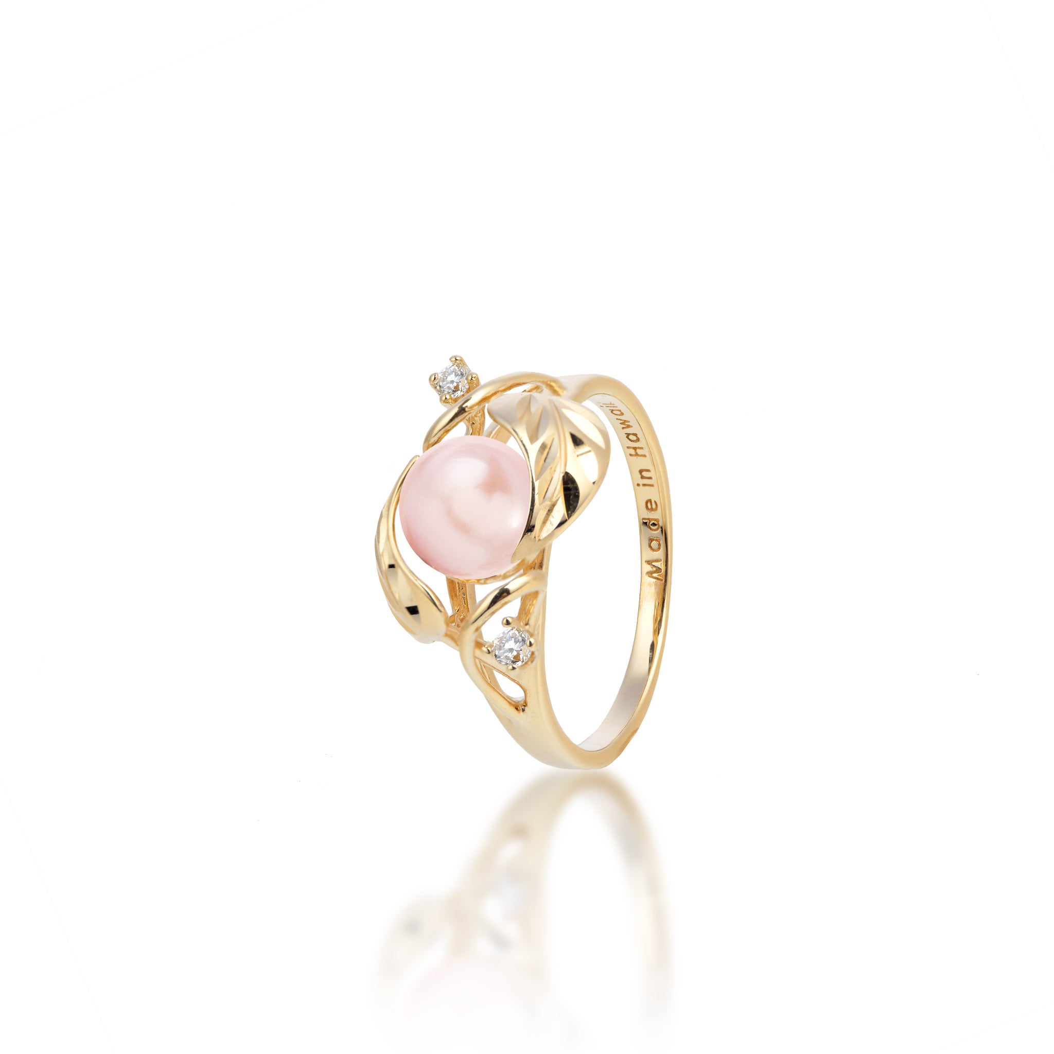 Pick A Pearl Maile Ring in Gold with Diamonds
