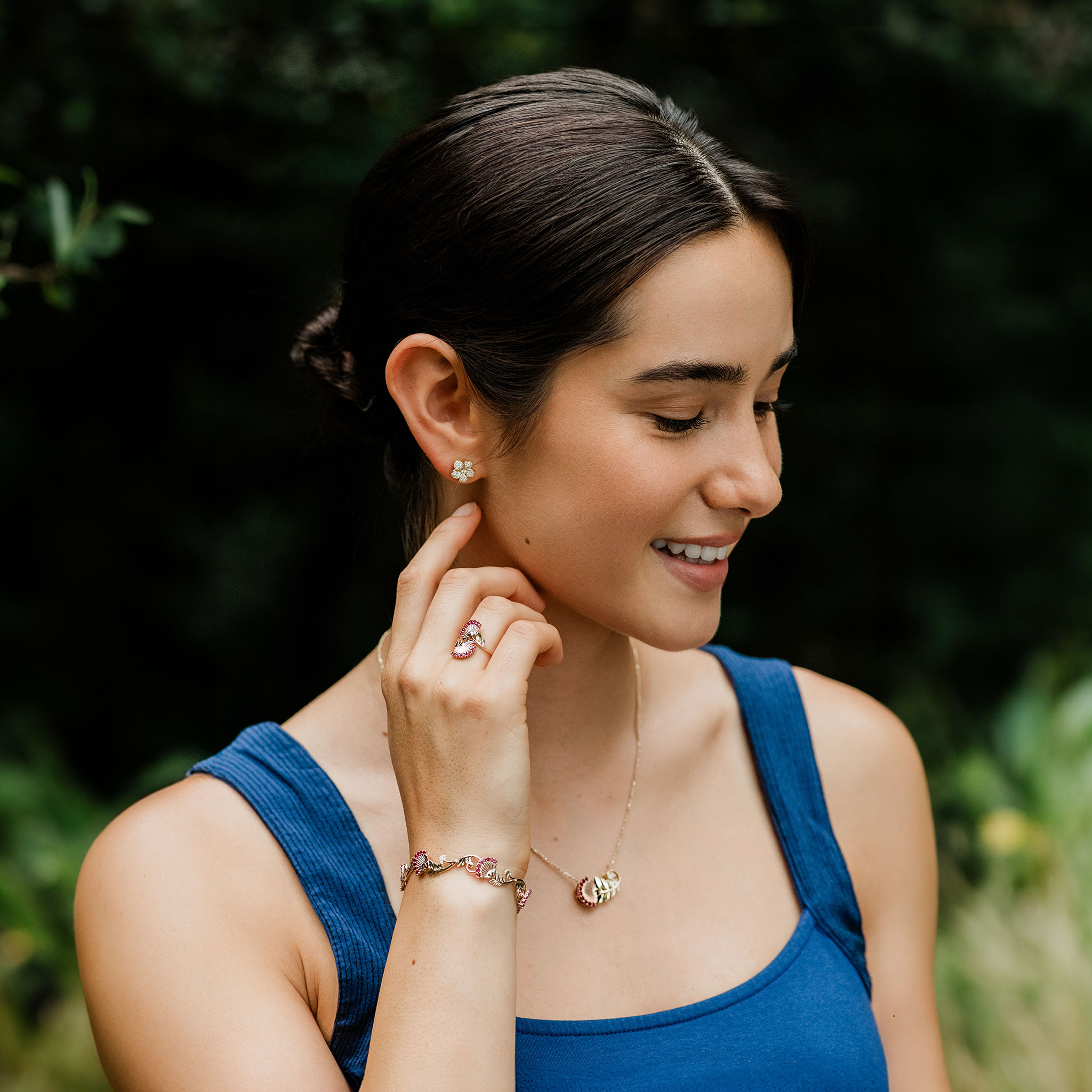 ʻŌhiʻa Lehua Ruby Ring in Two Tone Gold - 18mm