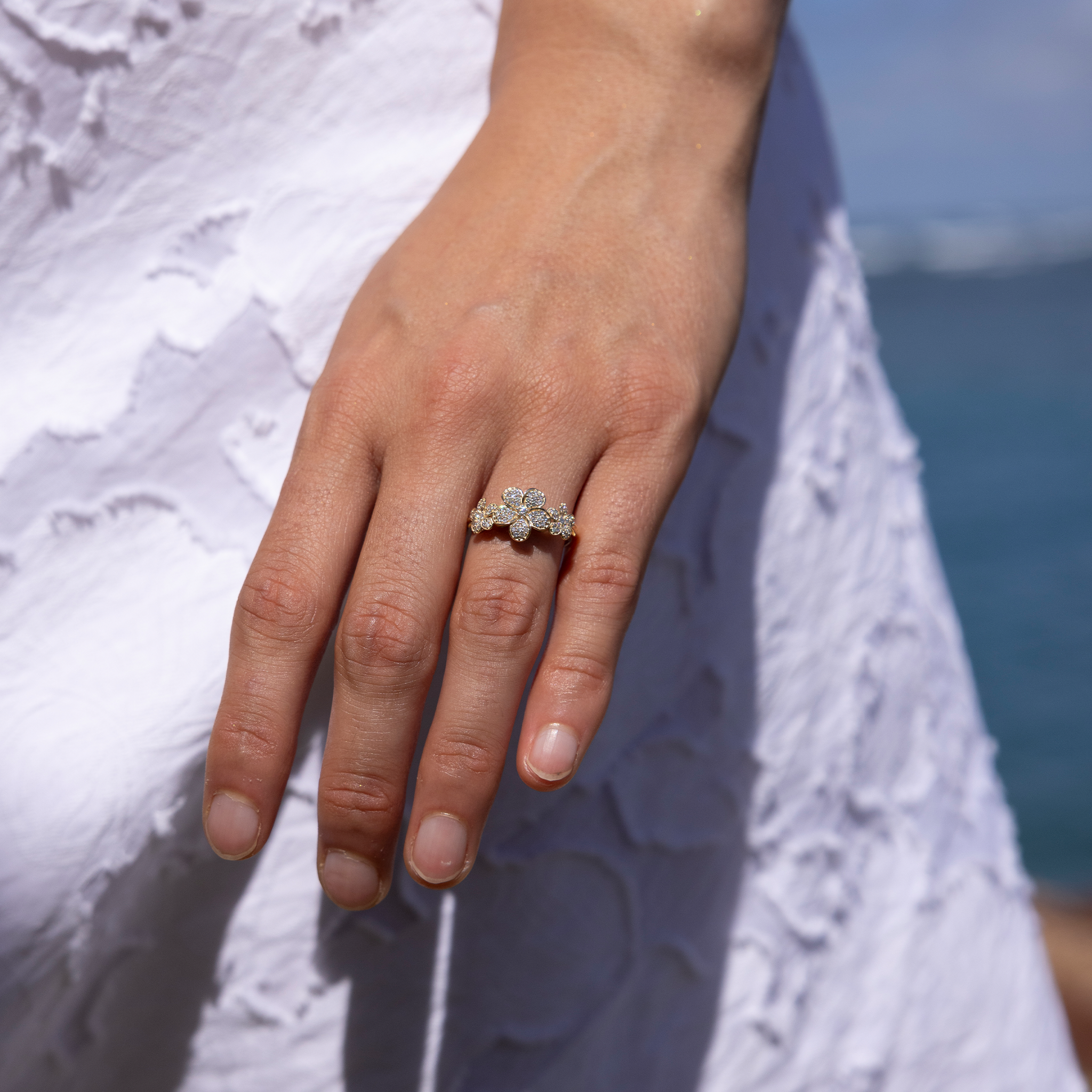 Plumeria Ring in Gold with Diamonds - 10mm